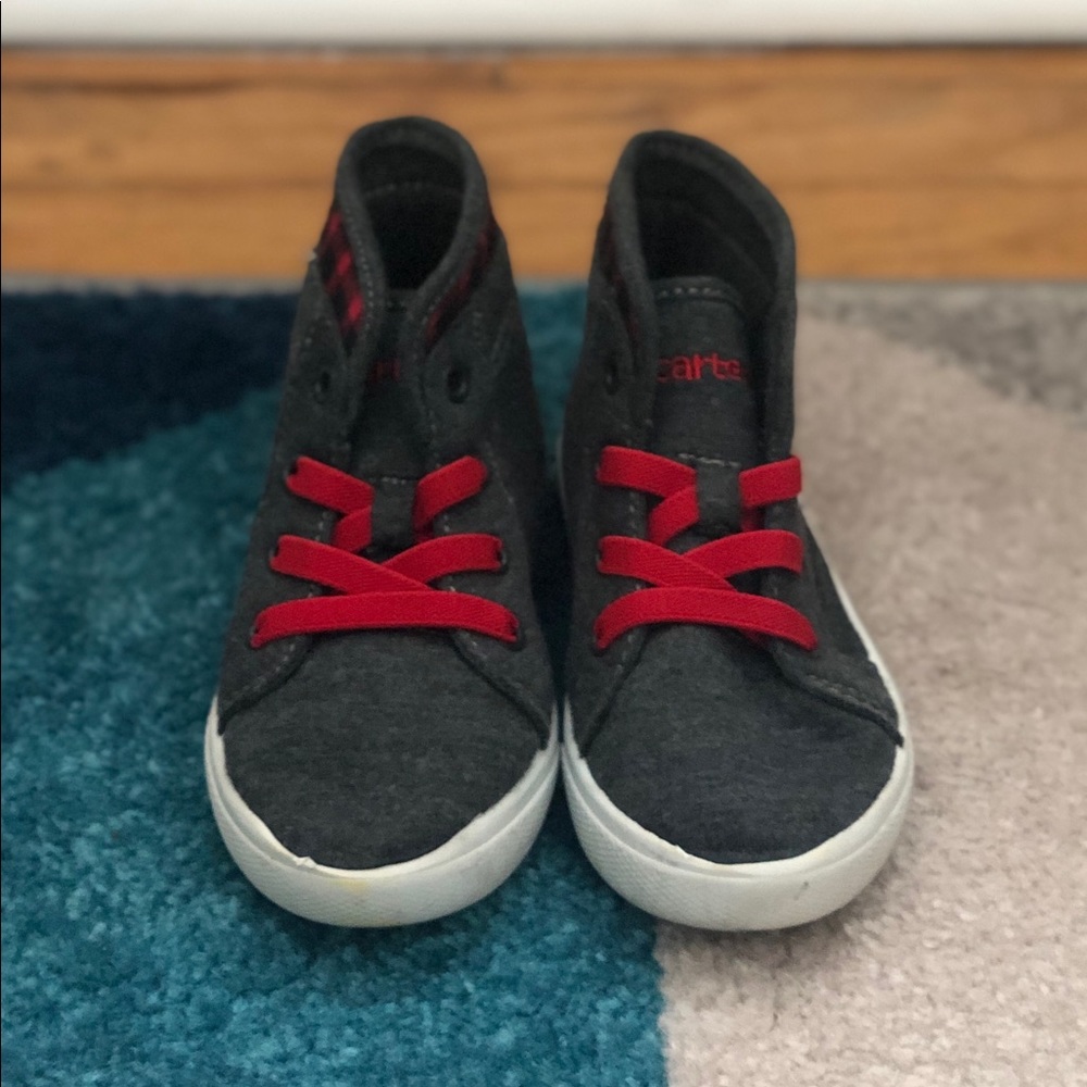 Carters Size 10 Toddler Sneaks